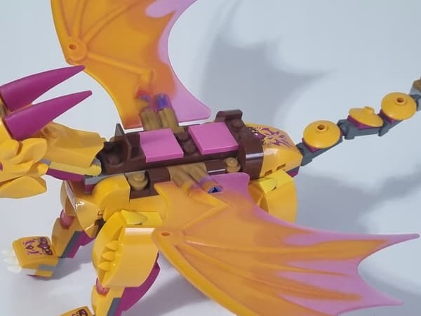LEGO 41175 Elves: The Dragon from Dragon’s Lava Cave – set components