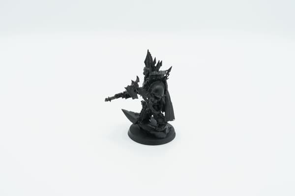 Warhammer 40k Chaos Lord in Terminator Armour plastic figurine
