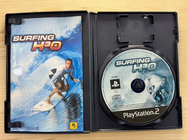 SURFING H30 SURFING H3O disc – very good+ condition, complete PS2 set
