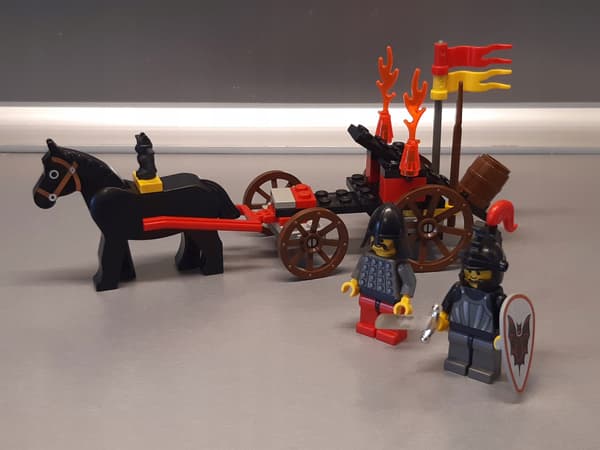 Lego Castle 6027 Bat Lord’s Catapult (No. 2)