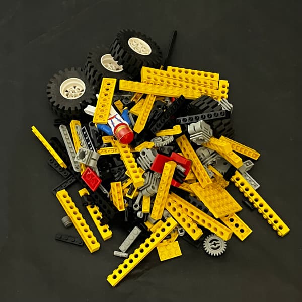 8850 LEGO Off-Road Car