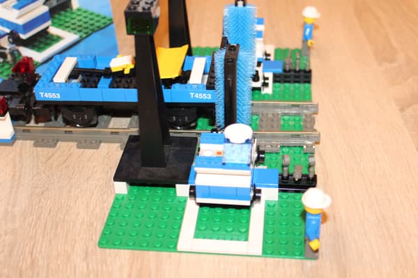 LEGO CITY TOWN TRAIN 4553-2 with instructions – SET