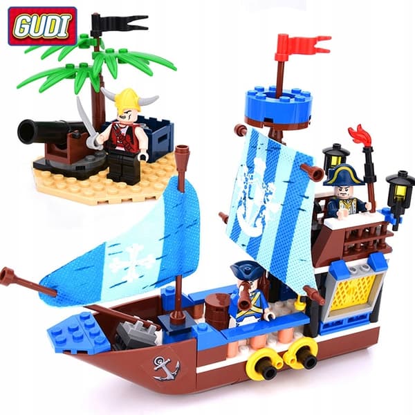 Lego Creator 6192 Pirates Building Set – NEW