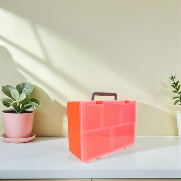 STORAGE BOX FOR BUILDING BLOCKS WITH A TRAY AND A SECURE LID THAT CLOSES WITH
