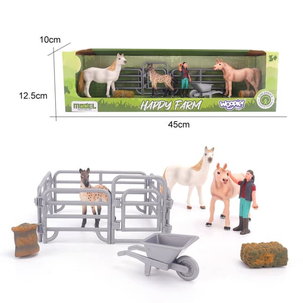 FARM FIGURINE SET. ACCESSORIES