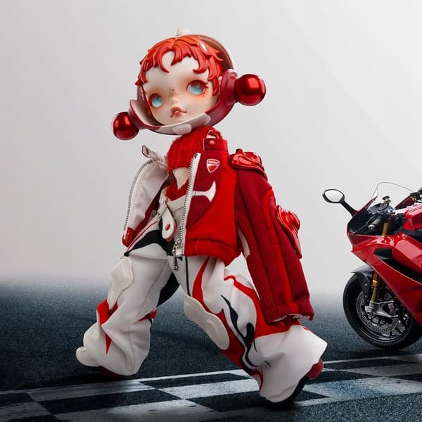 POP MART SKULLPANDA × DUCATI 1/6 Scale Action Figure