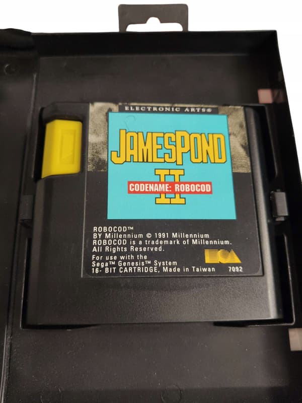 SEGA MEGA DRIVE JAMES POND CODENAME ROBOCOD II / ACTION / PLATFORMER