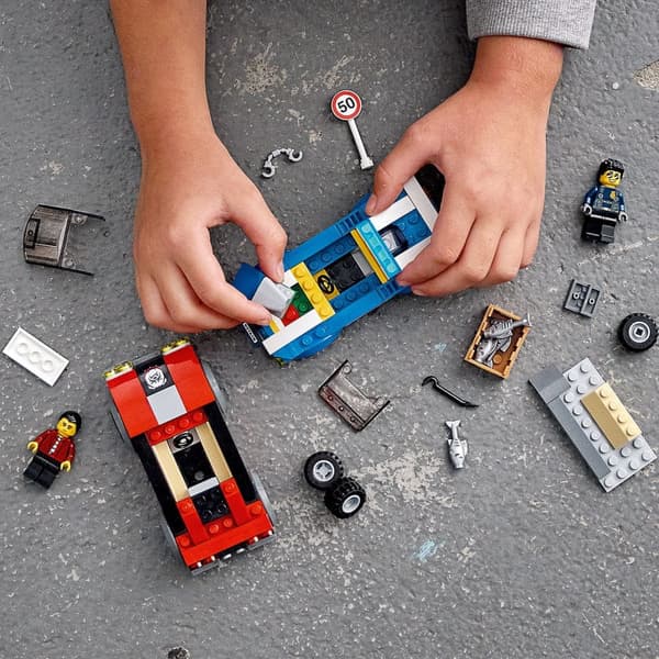 LEGO CITY 60242 HIGHWAY ARREST
