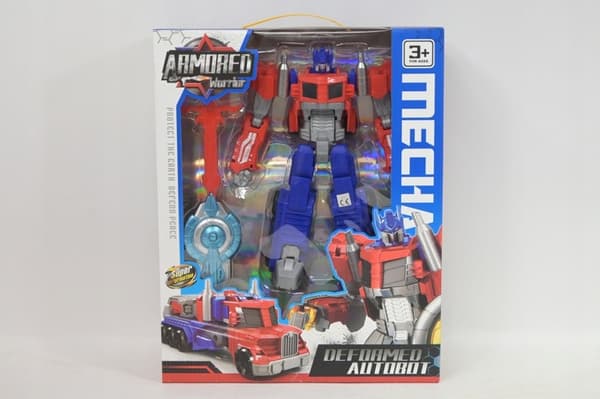 Macyszyn Toys transforming robot – an educational toy