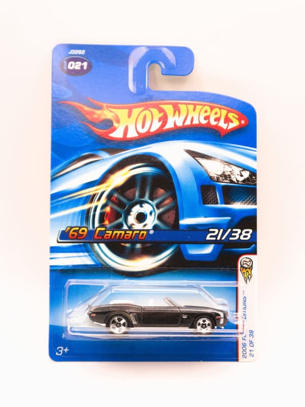 HOT WHEELS '69 Camaro Convertible – Black