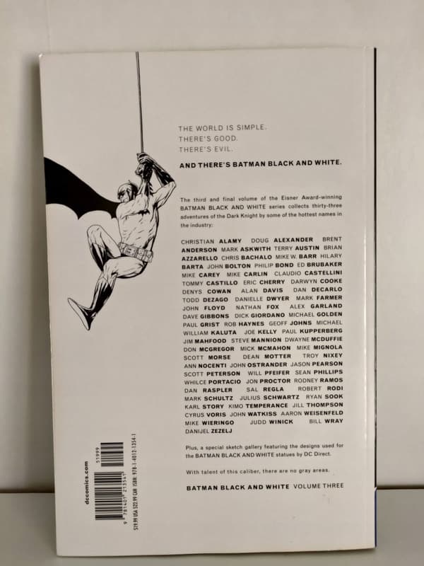 BATMAN BLACK AND WHITE VOL 03 TP