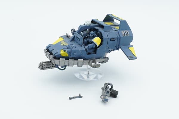 Warhammer 40k Space Marines Land Speeder Tornado plastic model