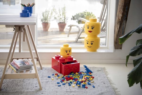LEGO Medium Silly Tongue Head, Gapcio, 16 cm. Container, Size S