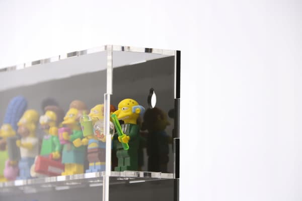 LARGE DISPLAY CASE/STORAGE UNIT FOR 50 LEGO MINIFIGURES AND FIGURINES