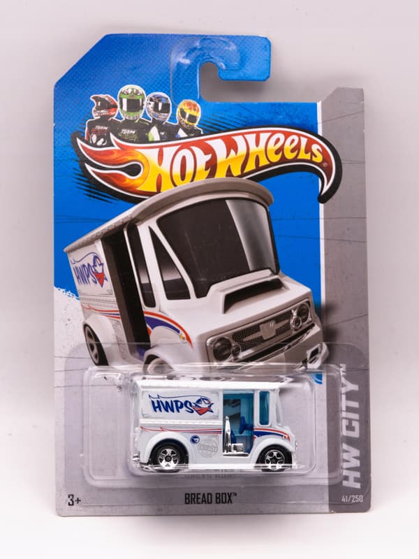 HOT WHEELS Treasure Hunt (TH) Bread Box – White