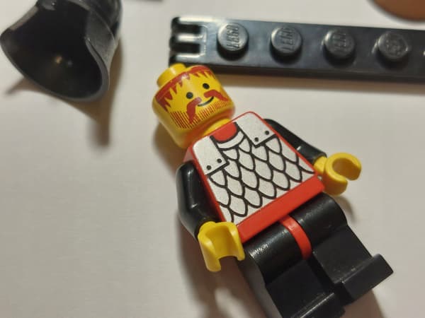 LEGO 1917 King’s Catapult