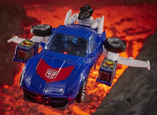 Transformers Kingdom Deluxe WFC-K26 Autobot Tracks