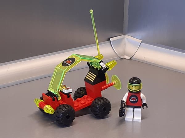 LEGO Space M:tron 6833 Beacon Tracer (No. 4)