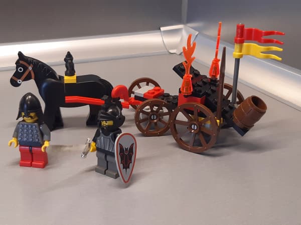 Lego Castle 6027 Bat Lord’s Catapult (No. 2)