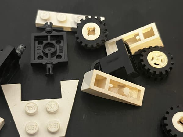 6604 LEGO White Racing Car