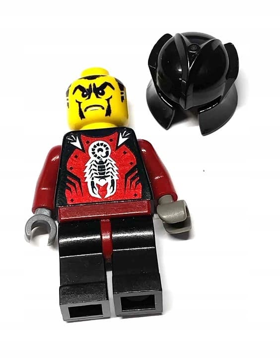 155c5. Lego Castle: Knights’ Kingdom – Knight