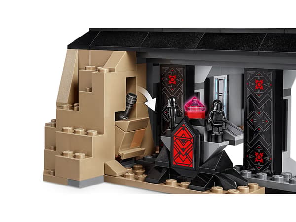 LEGO Star Wars 75251 LEGO 75251 Star Wars Darth Vader’s Castle (DENTED)