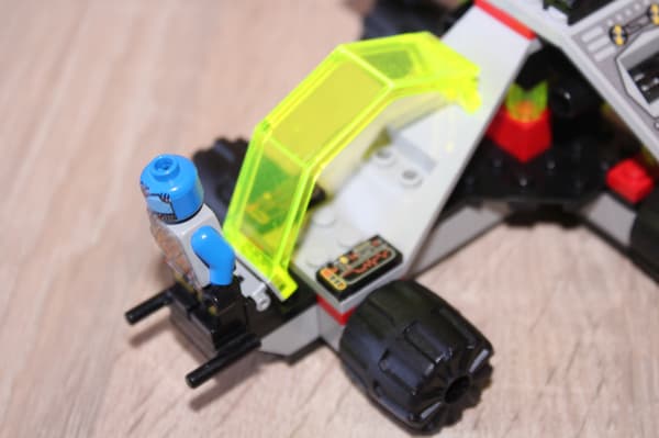 LEGO SPACE CLASSIC UFO 6829 SET