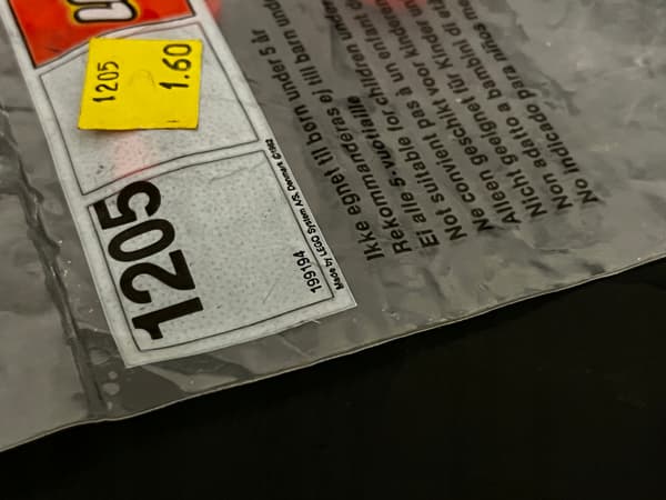 1205 LEGO Engine Key