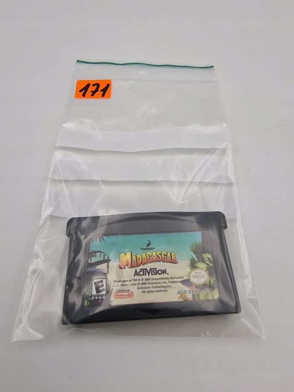 GAME BOY ADVANCE MADAGASCAR – ORIGINAL