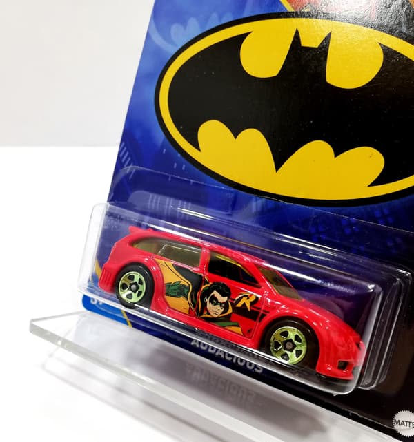 HOT WHEELS BATMAN AUDACIOUS ROBIN 5/20 DC