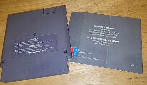MARBLE MADNESS – NINTENDO NES PAL COMPLETE SET + PROTECTOR