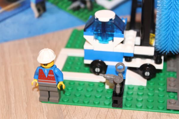 LEGO CITY TOWN TRAIN 4553-2 with instructions – SET