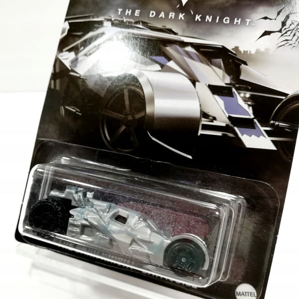 HOT WHEELS BATMAN: THE DARK KNIGHT BATMOBILE 2/5 DC