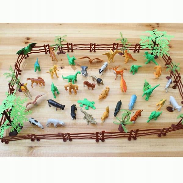 68-piece Plastic Zoo Animals Fence Tree Model Toy Figures