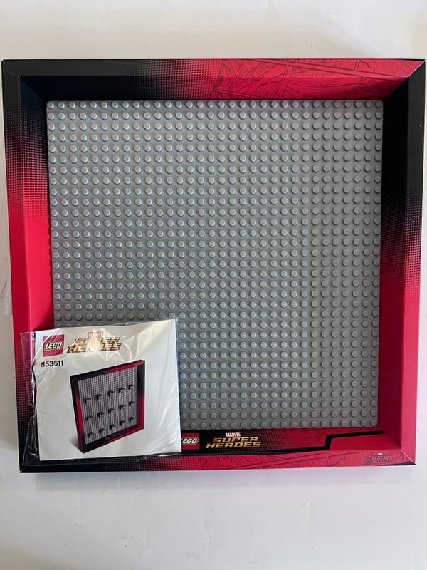 Lego 853611 MARVEL SUPER HEROES MINIFIGURES Display Frame – Genuine