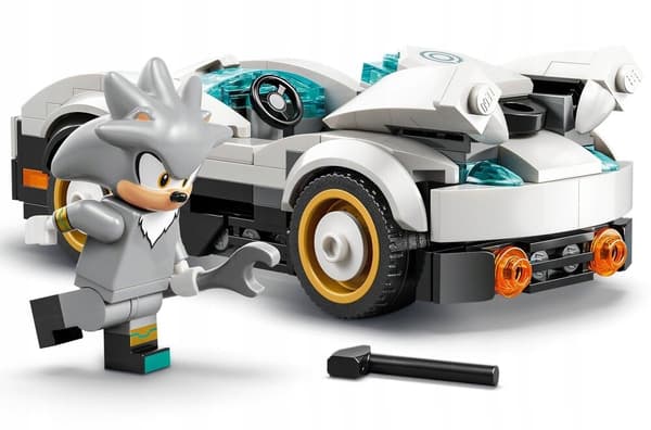 LEGO 77118 Sonic the Hedgehog in a Silver Car