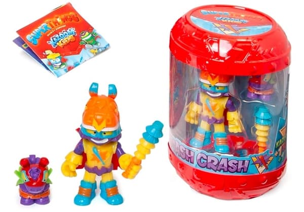KAZOOM KID FIGURINE WITH SUPERTHING AND COLLECTOR'S ACCESSORY 3+