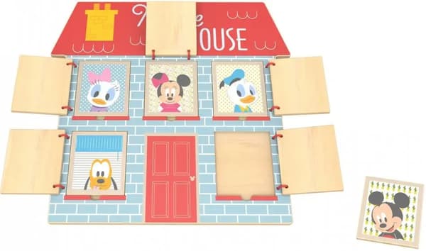 Derrson Disney: Training Our Memory with Mickey