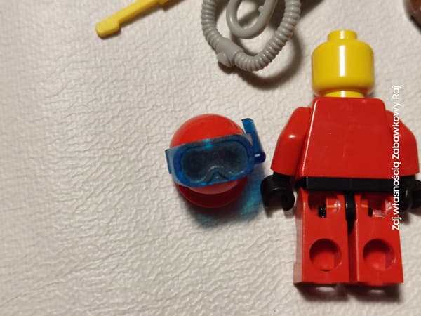 LEGO 2871 Diver and Shark