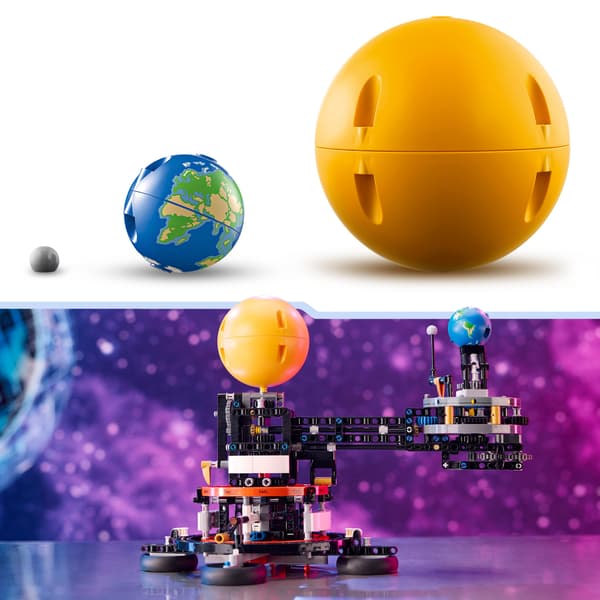 LEGO Technic 42179 Planet Earth and the Moon in Orbit