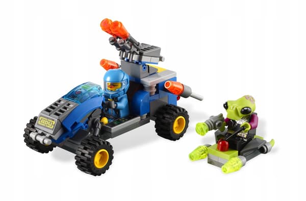 LEGO Alien Conquest: 7050 – Alien Defender