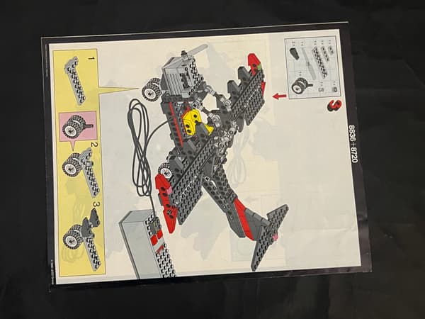 8836 LEGO Instructions