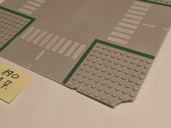 190A7. LEGO thin building plate, 32x32, damaged, 2360