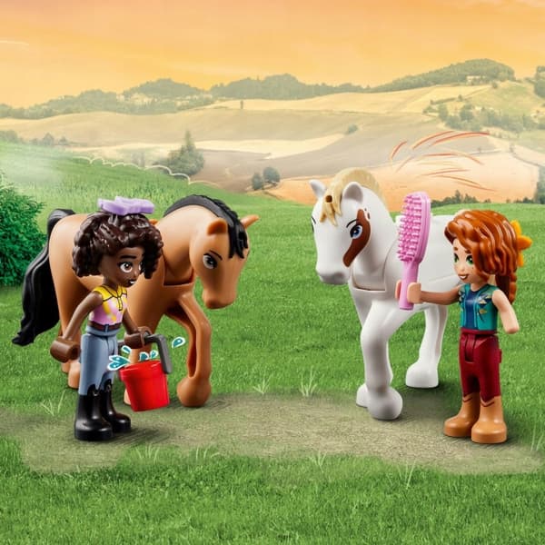 LEGO 41745 Autumn Stables – LEGO Friends