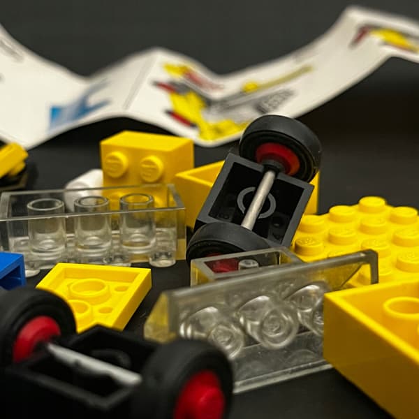 652 LEGO Forklift and Trailer
