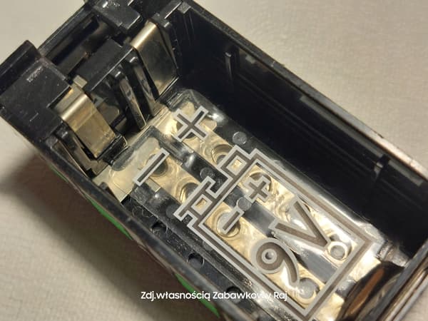 LEGO 4760c01pb06 9V Battery Box (Small) for 6991