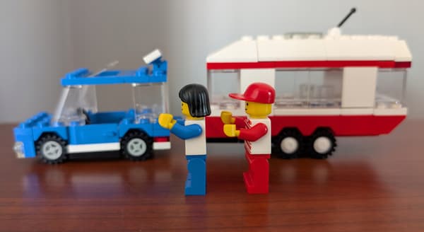 Lego 6590 Car with Caravan