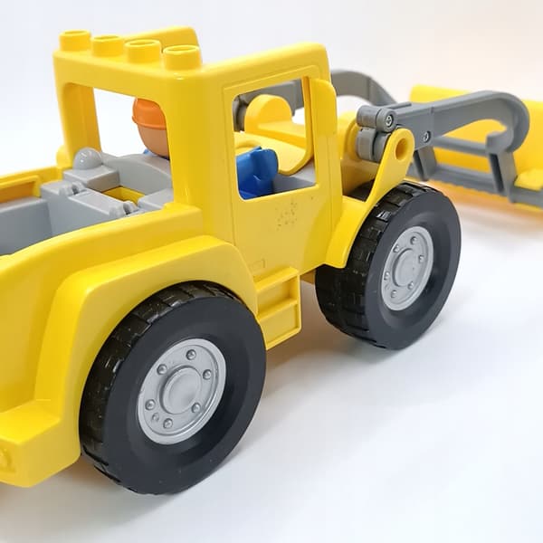 LEGO DUPLO Construction Site: Loader + Operator