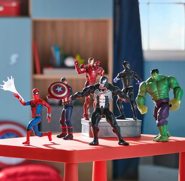 DISNEY CAPTAIN AMERICA AVENGERS Figurine