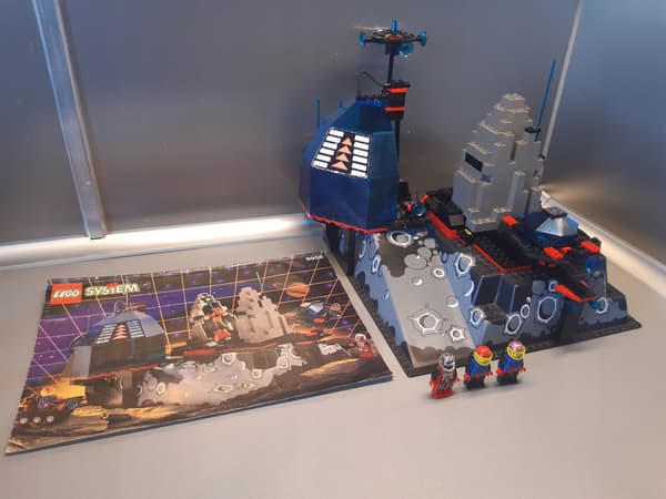 Lego 6959 Lunar Launch Site + instructions